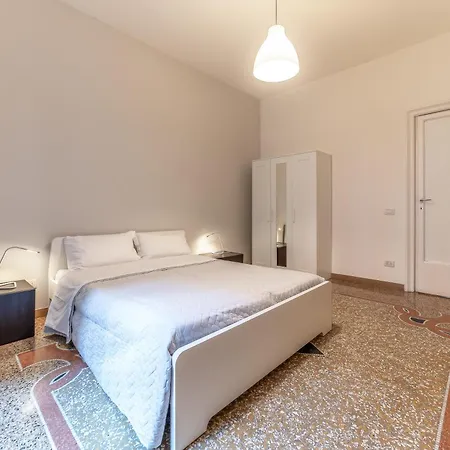 Azzurra B&B - Metro Lodi Ρώμη