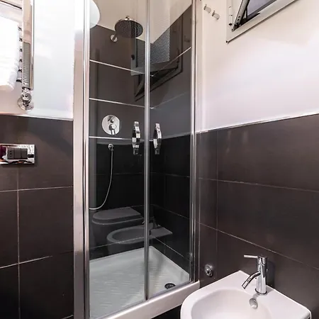 Azzurra B&B - Metro Lodi * Ρώμη